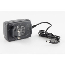 Блок живлення 5V 2А 0520 (3.5/1.35) тонкий