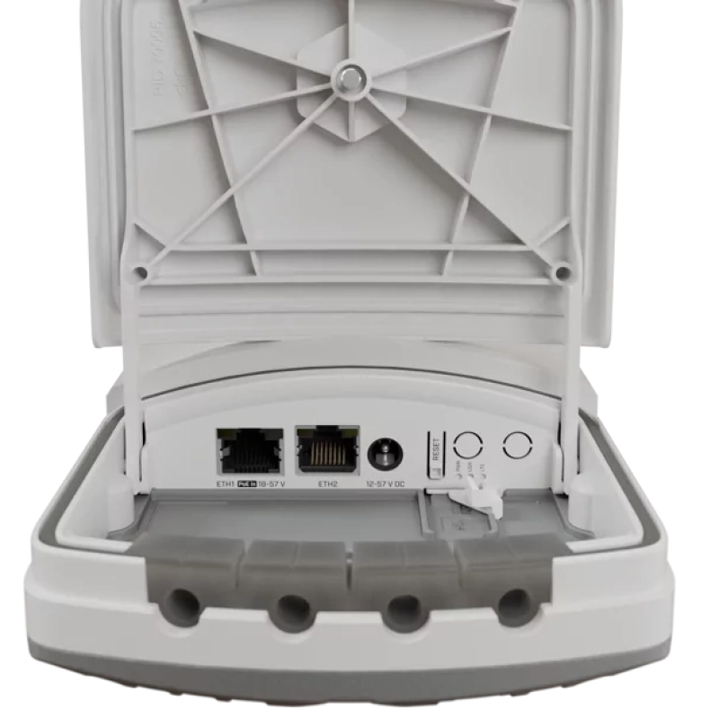 Точка доступу Wi-Fi 6 (LTE Cat7, двосмугова, RouterOS v7) MikroTik wAP ax LTE7 kit