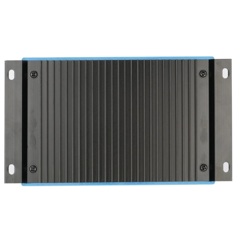 Контролер заряду Victron Energy BlueSolar PWM-LCD&USB 12/24-20